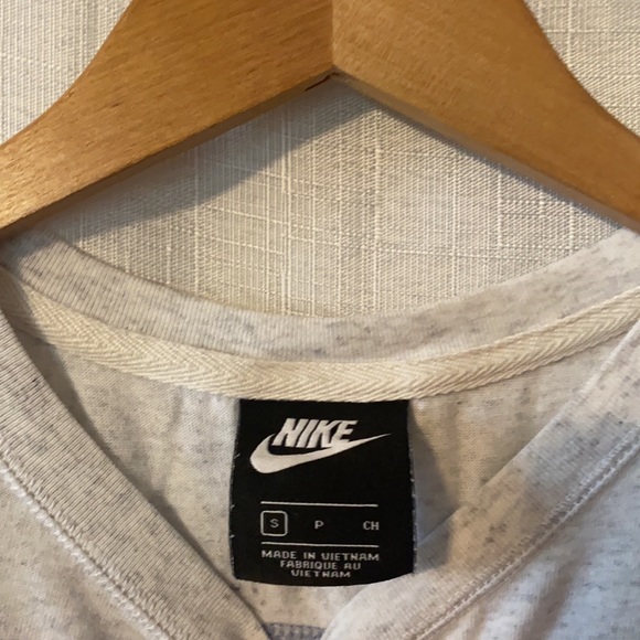 4 FOR 25 Nike Sports White and Blue Soft Classic Tee Shirt - Picture 3 of 5